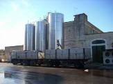 Silos trasporto uva in azienda